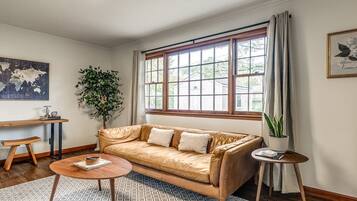 Second living room