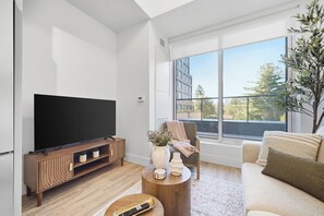 Living area - Downtown 1BR | Gym + Coworking Area + Balcony (Kitchener)