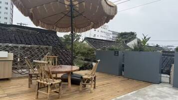Tempat makan luar