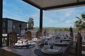 Outdoor dining - Villa Piscine Chauffée & spa (Marrakech)