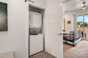 Interior - Lofts 45, PS5, Balcony Views, and Resort Amenities! (Saint George)