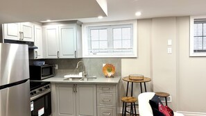 Private kitchen - The Castle (Oshawa)