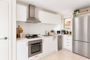 14-Flourish-Walk-kitchen-staged-Airbnb (3) - Urban Pause on Flourish (Doreen)