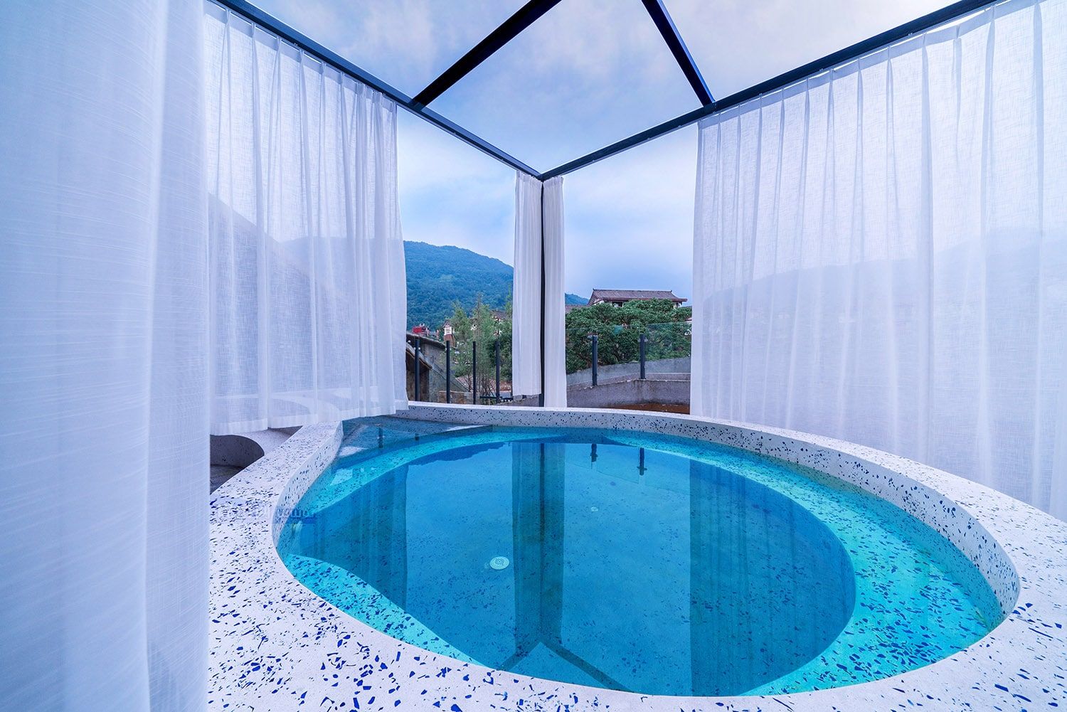 室外 SPA 浴池