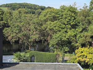 Property grounds - 3-Bedroom Suburban Oasis — Relax, Recharge & Explore! (Clive)