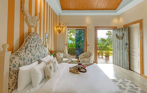 ELIVAAS Signature Junglebrooke  Cottage