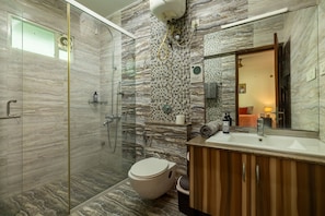 Bathroom - LiveAway Bengaluru (HSR) by PACK (Bengaluru)