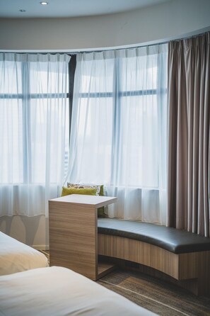 Room - Shailesh Patil Hotel (Surat)