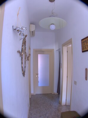 Interior - Beautiful apartment in Jesolo, PVT parking (Città Metropolitana di Venezia)