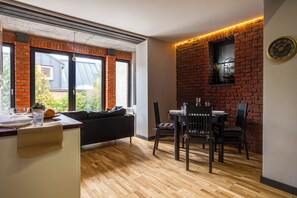 Dining - Klimatyczny Loft przy Lesie i  Zoo (Poznań)