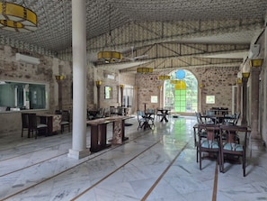 Dining - Hotel The Prime Near Aerocity New Delhi (Jaipur)