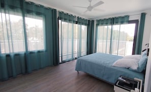 Room - Vrbo Property (Le Port)