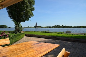 Untagged - Holiday home with 5 bedrooms (Warten (Grou))