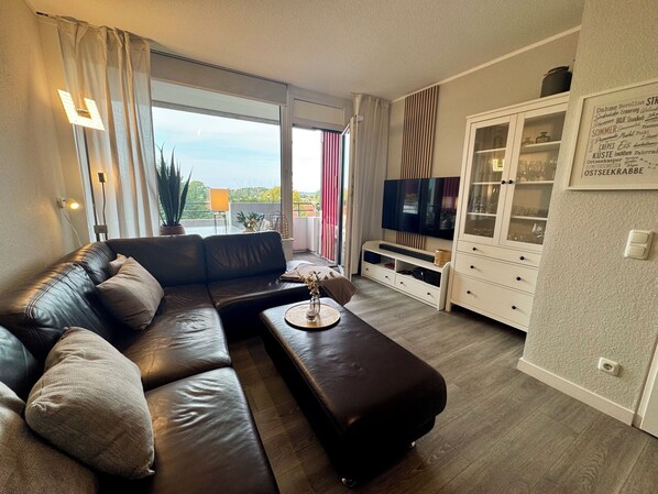Living area - Vrbo Property (Dahme)