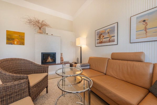 Unclassified image, 1 of 24, button - Vrbo Property (Zinnowitz)