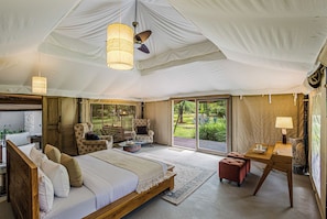 Room - ELIVAAS Prive Arevana Luxury Villa &Tent (Thondebavi)