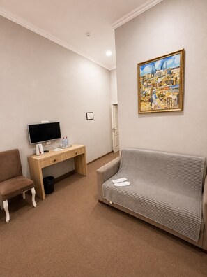 Living area - La Casa Nizami Street (Baku)