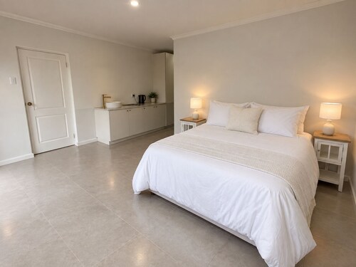 Luxury One-Bedroom Apartment in St Francis Links – Your Perfect Coastal Escape