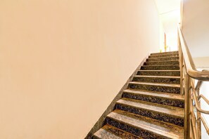 Nội thất