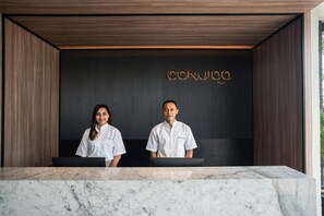 Lobby - Conjioo Hotel Jakarta Managed by MHM (Tangerang)