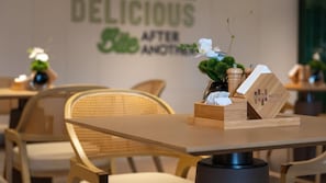 Dining - Even Hotel Xian High-tech Zone by IHG (Xi'an)