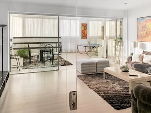 Room - 3BR Sky Oasis Penthouse With City Views Parking Country Club Zone (Cochabamba)