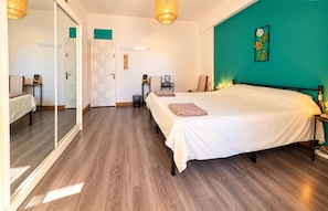 Room - La Bugeotte  (Marseille)