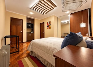 Room - Walk to Telef Rico and Megacenter I 2BR I Parking (La Paz)
