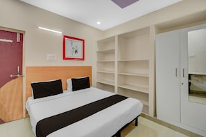 Room - Hotel O De Alphabet Home Stays NTPC  (Ramagundam)