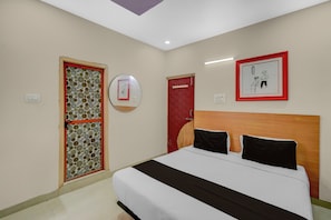 Room - Hotel O De Alphabet Home Stays NTPC  (Ramagundam)