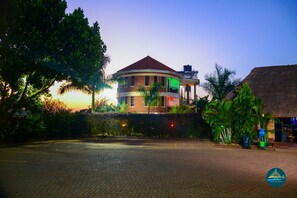 Exterior - Nile Bridge Cottage Jinja (Jinja)
