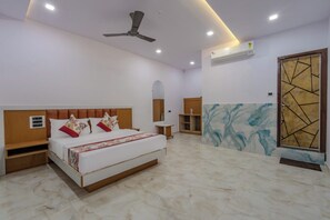 Room - Balaji Rooms & Banquet (Bardoli)