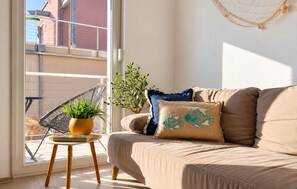 Living Room - Gorgeous apartment in Povljana with house a panoramic view (Povljana)