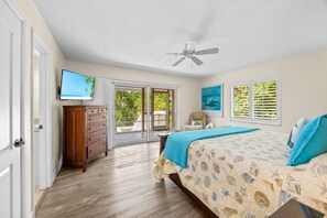 Room - Aah Poppy's Paradise 4 Bedroom Home (Captiva)