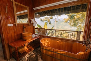 Phòng tắm