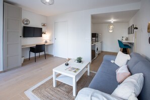 Living area - Le Jardin Secret de Mantes - à 450 m de la gare (Mantes-la-Jolie)
