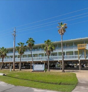 Exterior - Salty Retreat (Gulf Shores)