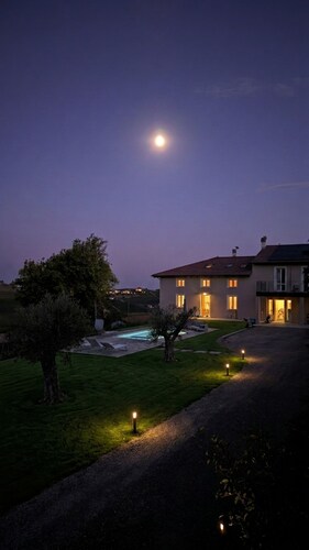 Casa dei Leoni - Adults-Only Sanctuary in Piedmont - Simba