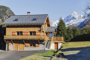 Unclassified image, 4 of 6, button - Vrbo Property (Les Houches)