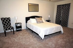 Room - Make memories with your family in our home to visit the VA, DC and MD areas. (Woodbridge)