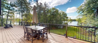 Lakefront Retreat w/ dock, fire pit, kayaks, gas grill, WIFI & more