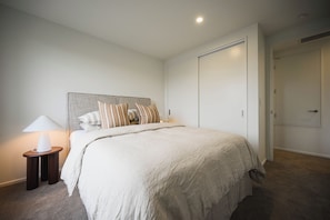 Room - Luxury Merivale Townhouse - Walk Everywhere (Christchurch)