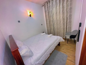 Room - 15Hill Road Entebbe Residencies Escape 1 (Entebbe)