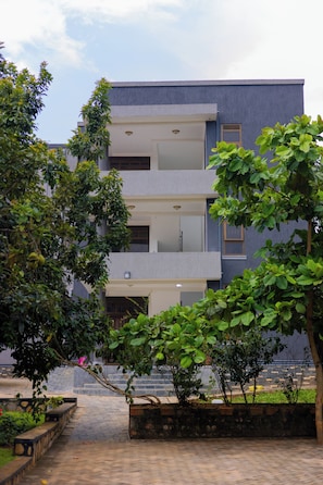 Exterior - 15Hill Road Entebbe Residencies Escape 1 (Entebbe)