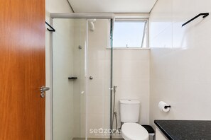 Bathroom - Comfort in Condo. w/ City View in BH Rrl0504 (Belo Horizonte)