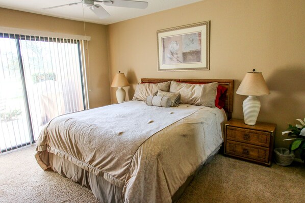 Room - Lake View and Extended Patio! (Palm Desert)