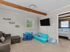 Living area - The Roost on Hyco Lake — Dock, Hot Tub, Fire Pit nestled in the back of a cove (Semora)