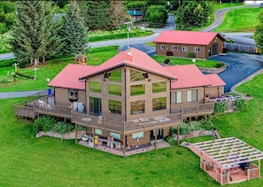 Exterior - Spacious 2-bedroom apartment in charming Homer Alaska (Homer)