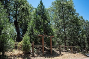 Miscellaneous - Doc's Outpost - 4 BDR | Spacious Sequoia Cabin (Springville)