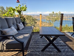 Outdoor dining - Glashaus - Lakeview Glass Dome + The Perch (Angels Camp)